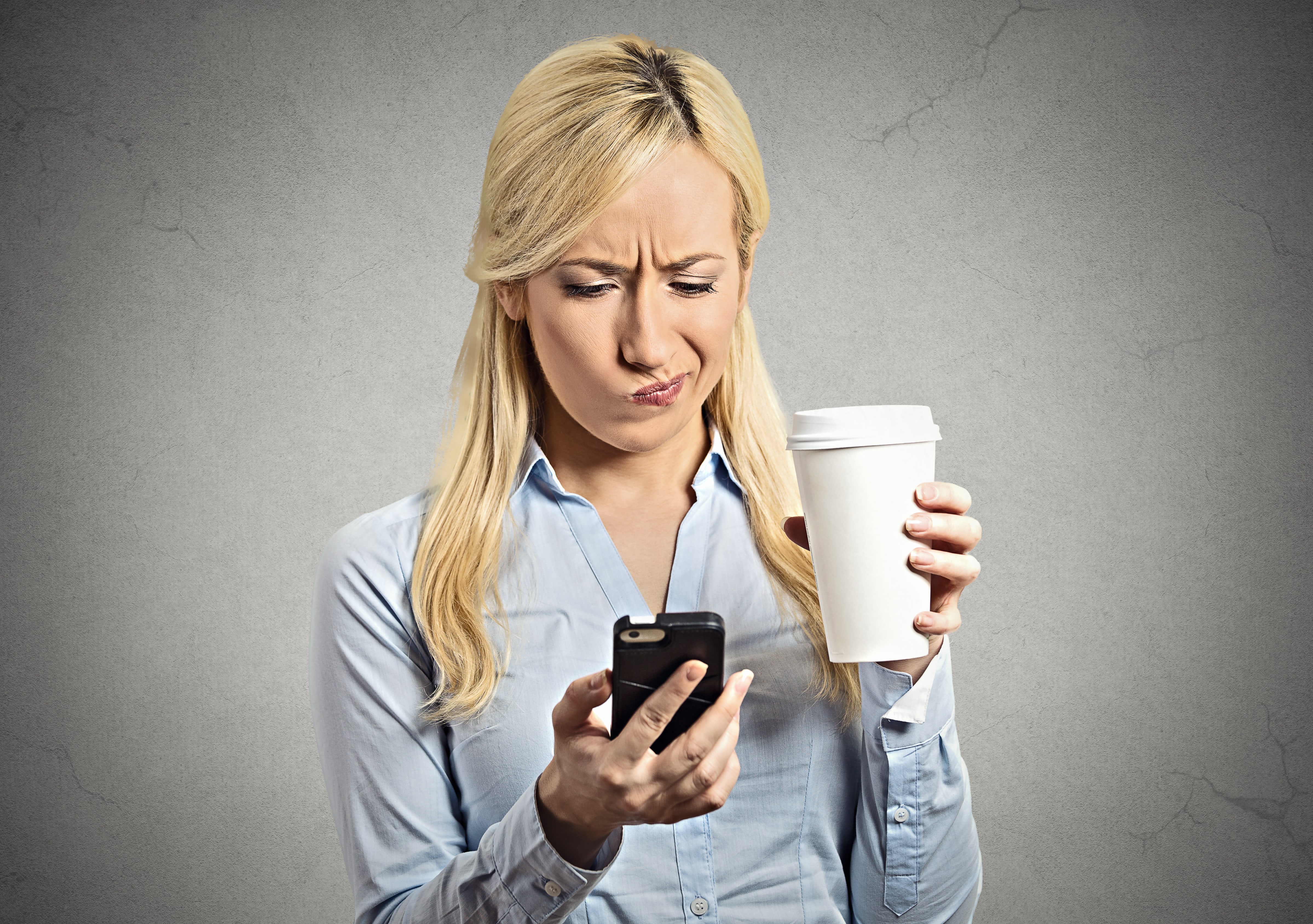 5 Ways Texting Can Ruin Your Love Life
